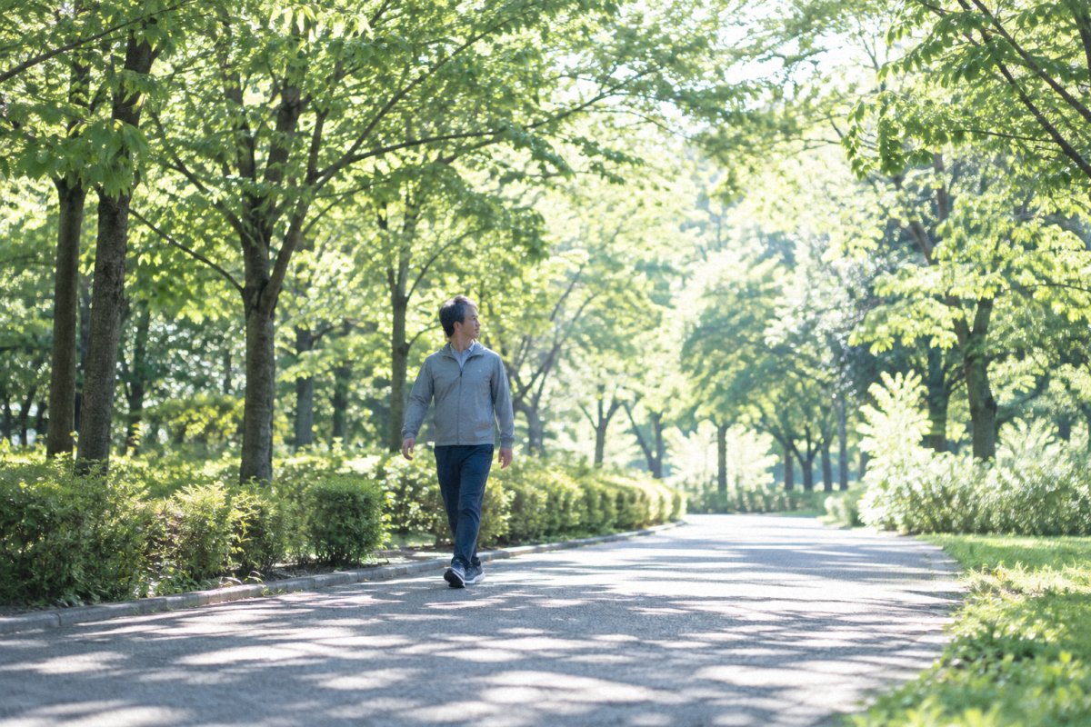 活動的に過ごす中高年男性